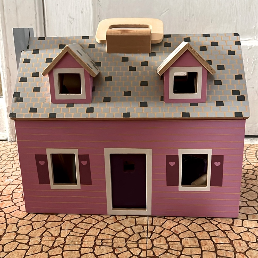 Melissa and Doug doll house